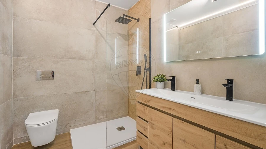 Apartamento T1 para Arrendamento em União das Freguesias de Setúbal Foto 3