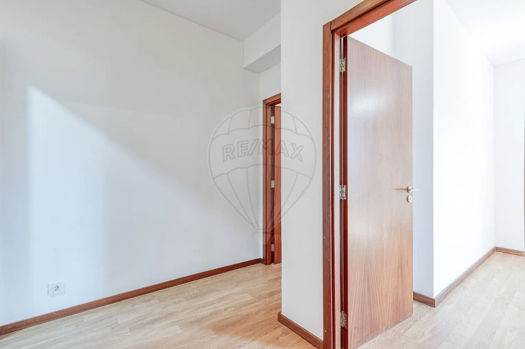 Apartamento T3 para Venda em Cedofeita, Santo Ildefonso, Sé, Miragaia, São Nicolau e Vitória Foto 21