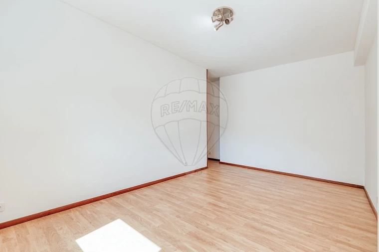 Apartamento T3 para Venda em Cedofeita, Santo Ildefonso, Sé, Miragaia, São Nicolau e Vitória Foto 19