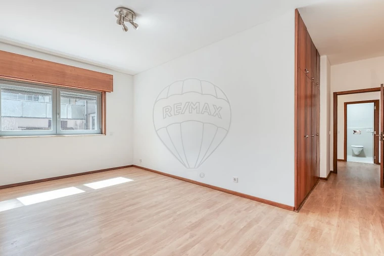 Apartamento T3 para Venda em Cedofeita, Santo Ildefonso, Sé, Miragaia, São Nicolau e Vitória Foto 20