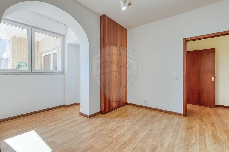 Apartamento T3 para Venda em Cedofeita, Santo Ildefonso, Sé, Miragaia, São Nicolau e Vitória Foto 25