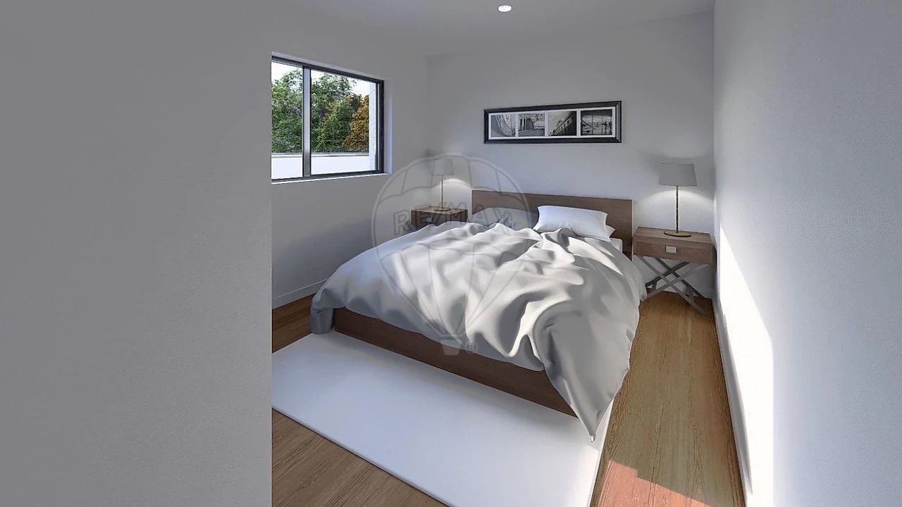 Moradia T4 para Venda em Salreu Foto 6