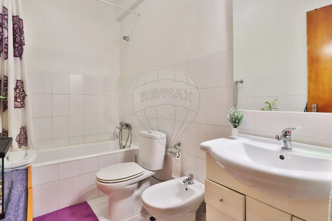 Apartamento T1 para Venda em Oeiras e São Julião da Barra, Paço de Arcos e Caxias Foto 7