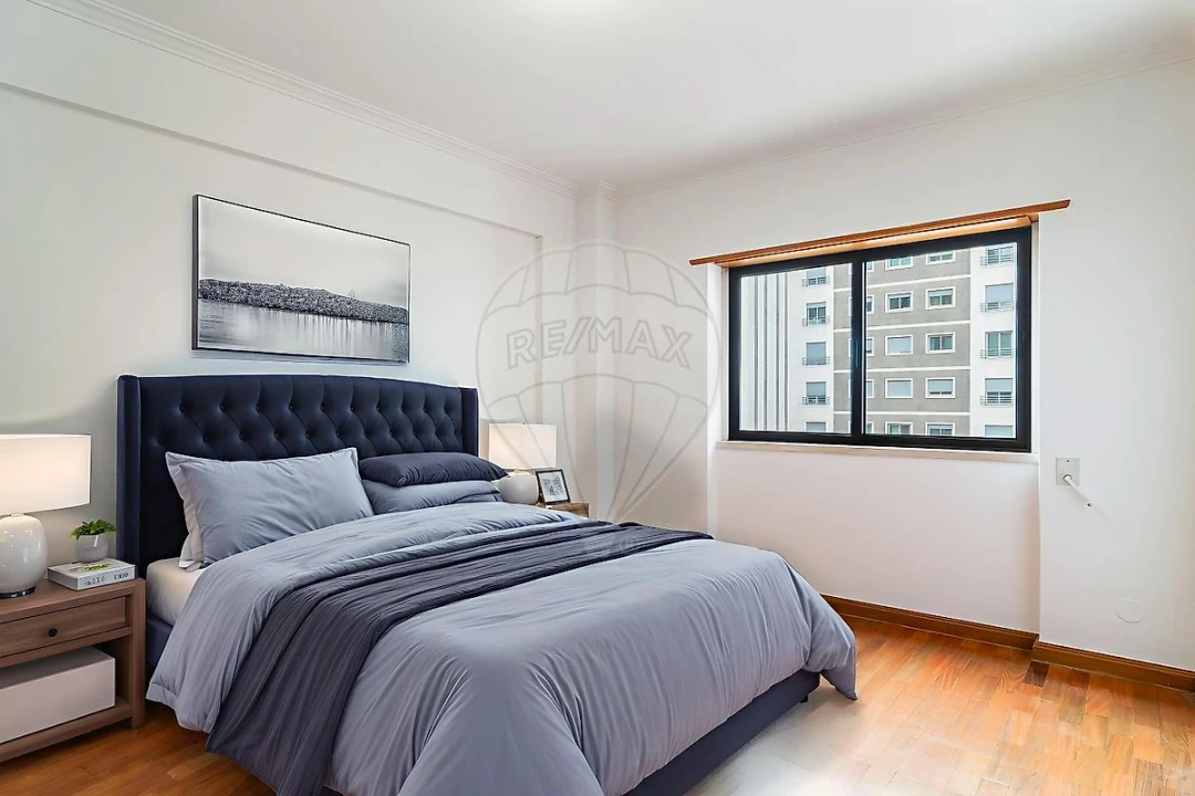 Apartamento T3 para Arrendamento em Benfica Foto 6