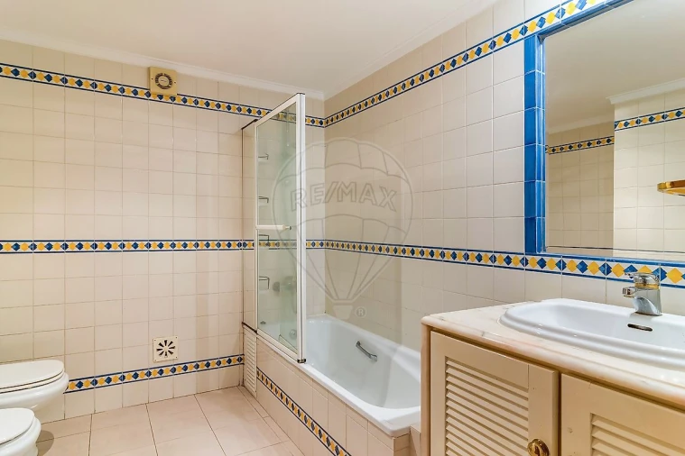 Apartamento T3 para Arrendamento em Benfica Foto 22