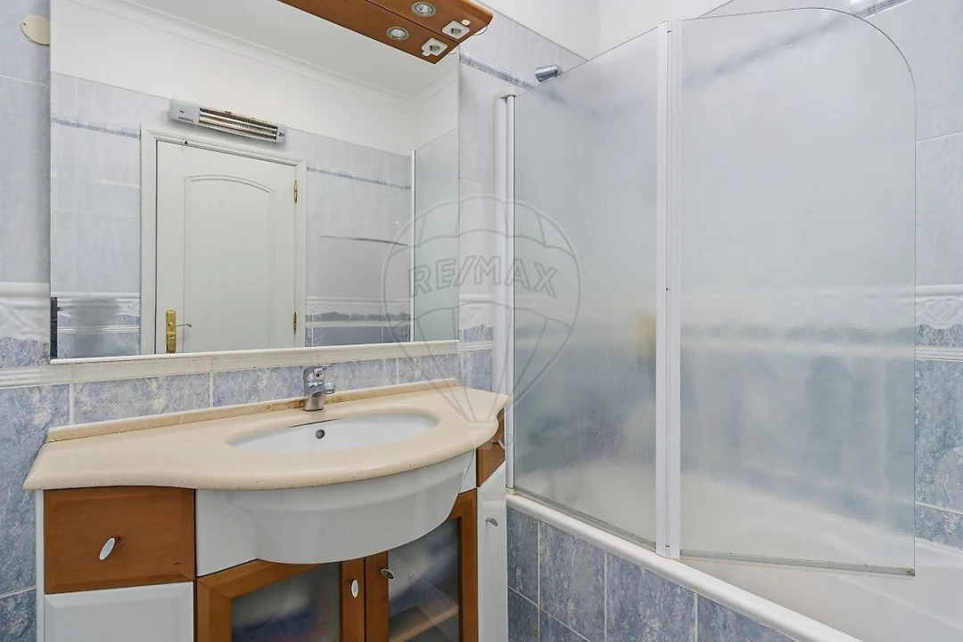 Apartamento T3 para Venda em Arruda dos Vinhos Foto 21