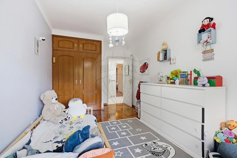 Apartamento T3 para Venda em Arruda dos Vinhos Foto 16