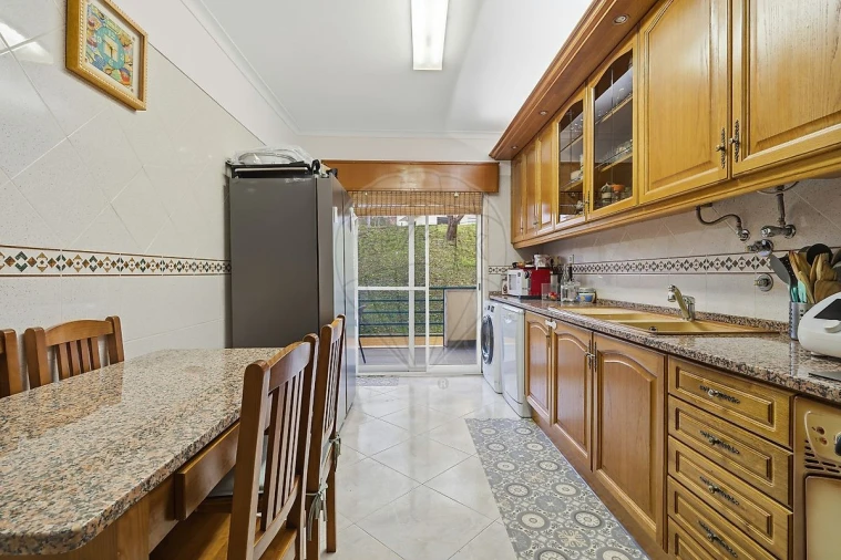 Apartamento T3 para Venda em Arruda dos Vinhos Foto 9