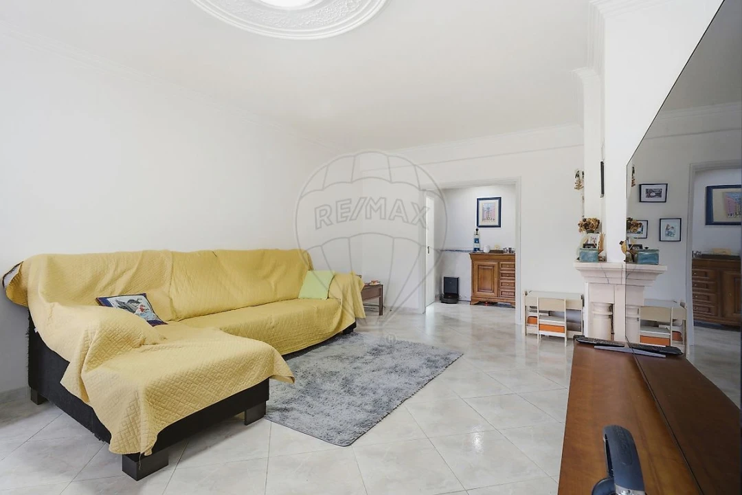 Apartamento T3 para Venda em Arruda dos Vinhos Foto 5