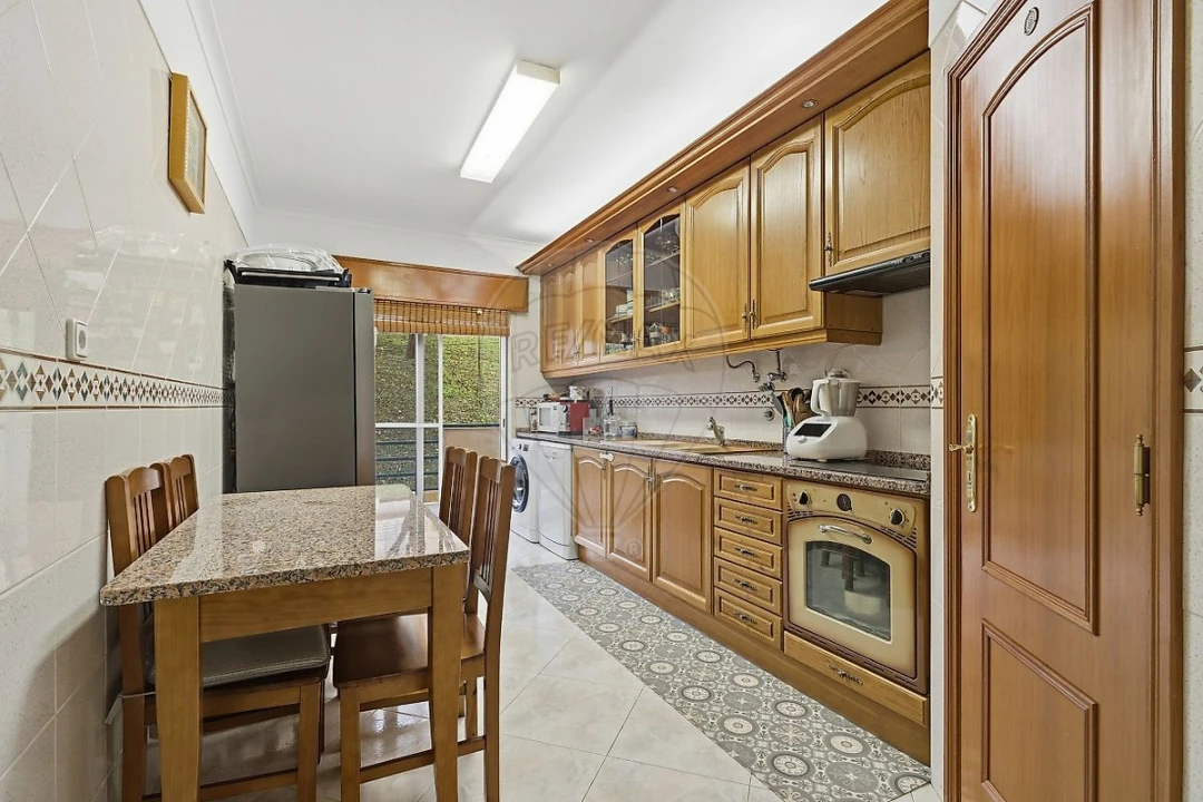 Apartamento T3 para Venda em Arruda dos Vinhos Foto 10