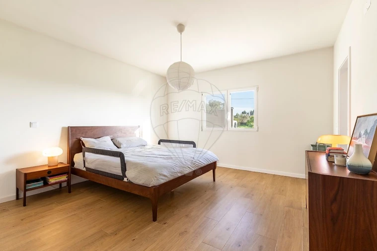 Moradia T3 para Venda em Dois Portos e Runa Foto 22