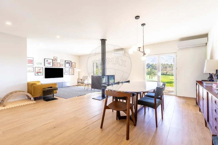 Moradia T3 para Venda em Dois Portos e Runa Foto 10