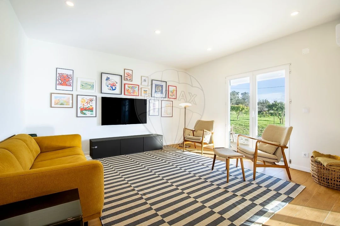 Moradia T3 para Venda em Dois Portos e Runa Foto 8