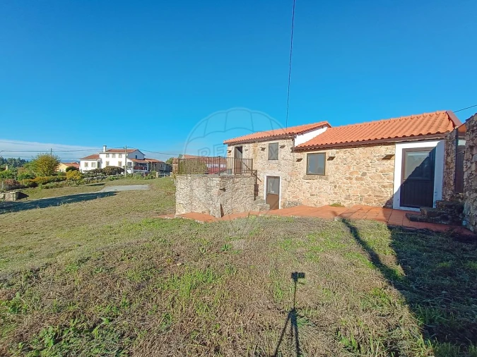 Moradia T2 para Venda em Pedrogão Pequeno Foto 35