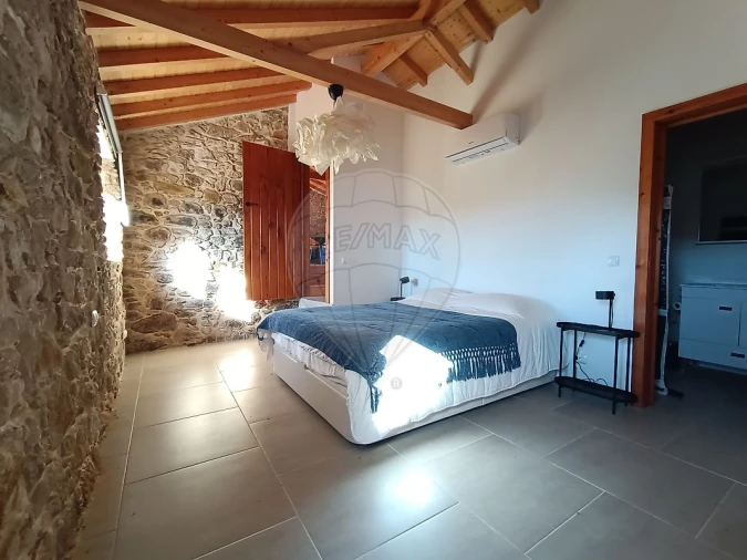 Moradia T2 para Venda em Pedrogão Pequeno Foto 17