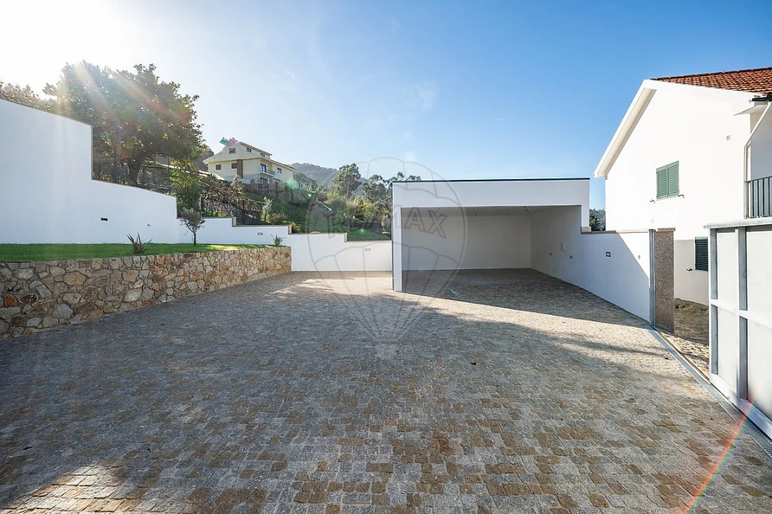 Moradia T3 para Venda em Arouca e Burgo Foto 14