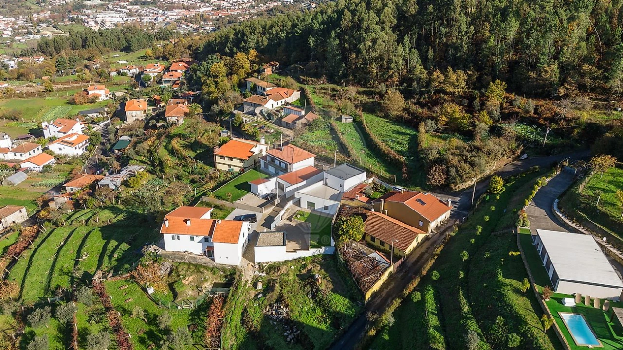 Moradia T3 para Venda em Arouca e Burgo Foto 2