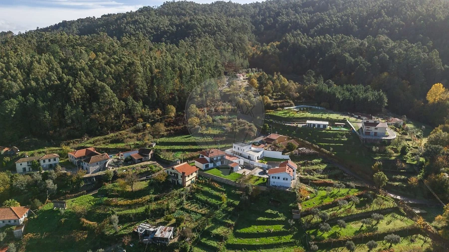 Moradia T3 para Venda em Arouca e Burgo Foto 6