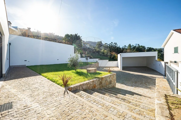 Moradia T3 para Venda em Arouca e Burgo Foto 15