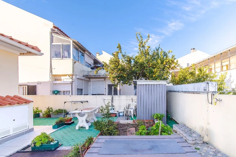 Moradia T2 para Venda em Santa Iria de Azoia, São João da Talha e Bobadela Foto 4