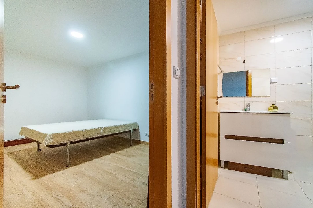 Moradia T2 para Venda em Santa Iria de Azoia, São João da Talha e Bobadela Foto 12