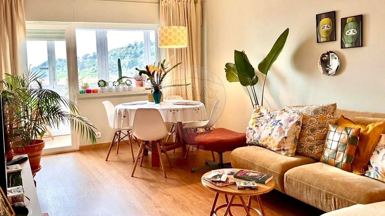 Apartamento T2 para Venda em Costa da Caparica Foto 3