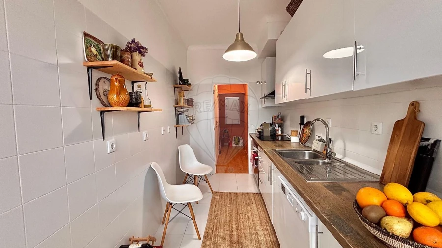 Apartamento T2 para Venda em Costa da Caparica Foto 17