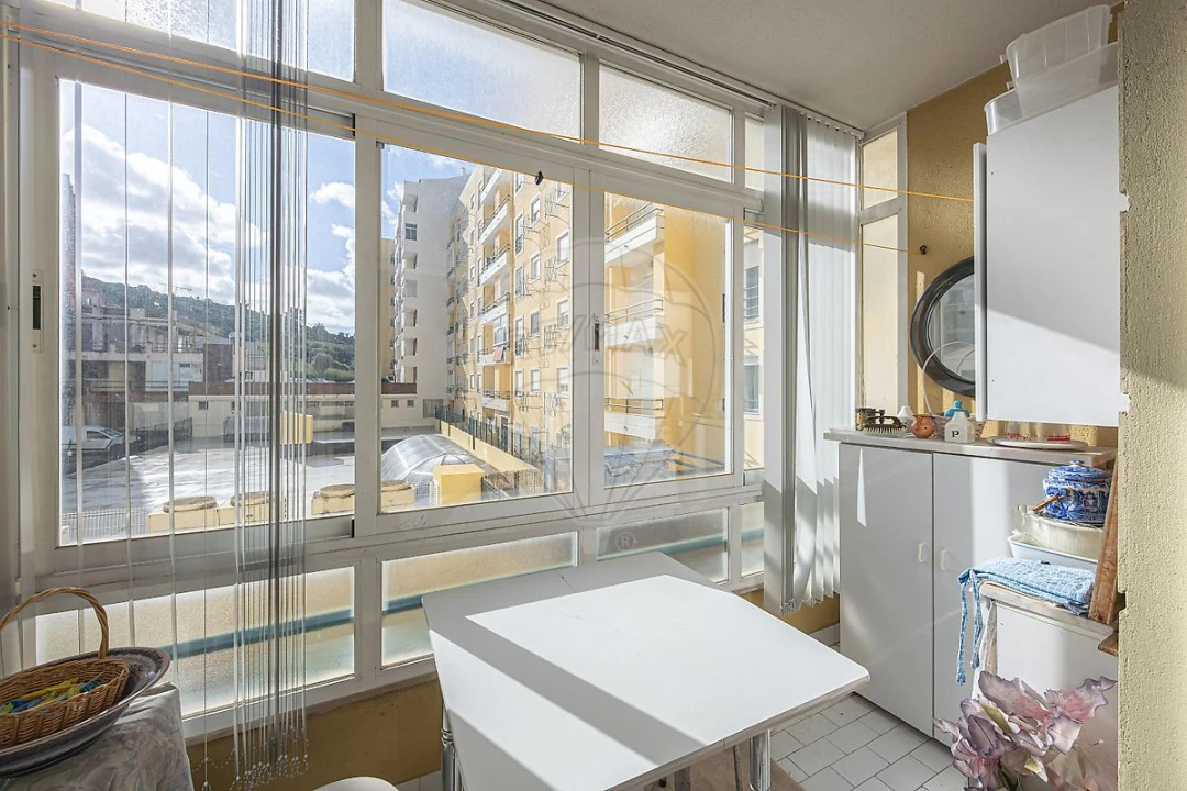 Apartamento T2 para Venda em Santa Maria, São Pedro e Matacães Foto 12