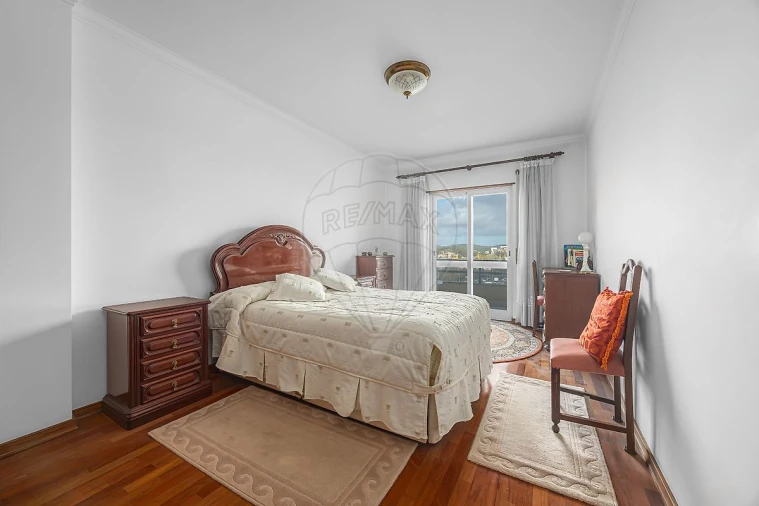 Apartamento T2 para Venda em Santa Maria, São Pedro e Matacães Foto 8