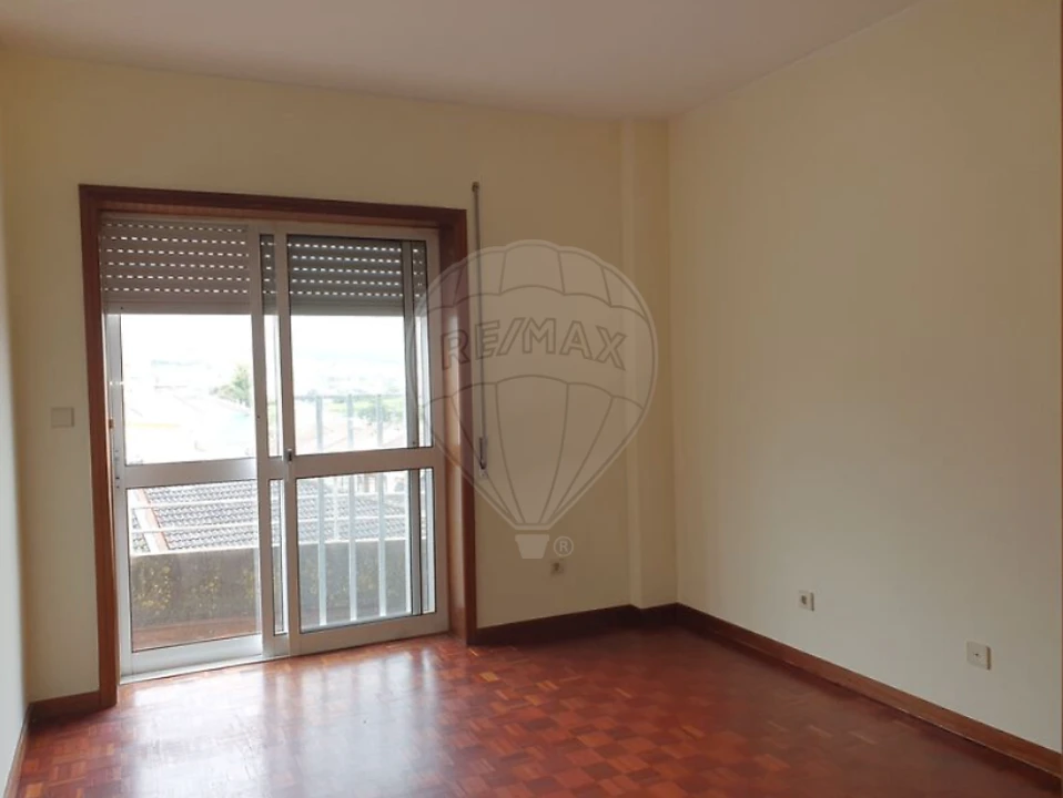 Apartamento T3 para Venda em Rio Tinto Foto 13