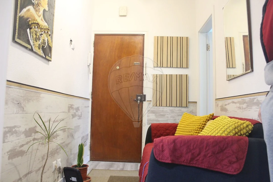 Apartamento T1 para Venda em Algueirão-Mem Martins Foto 15