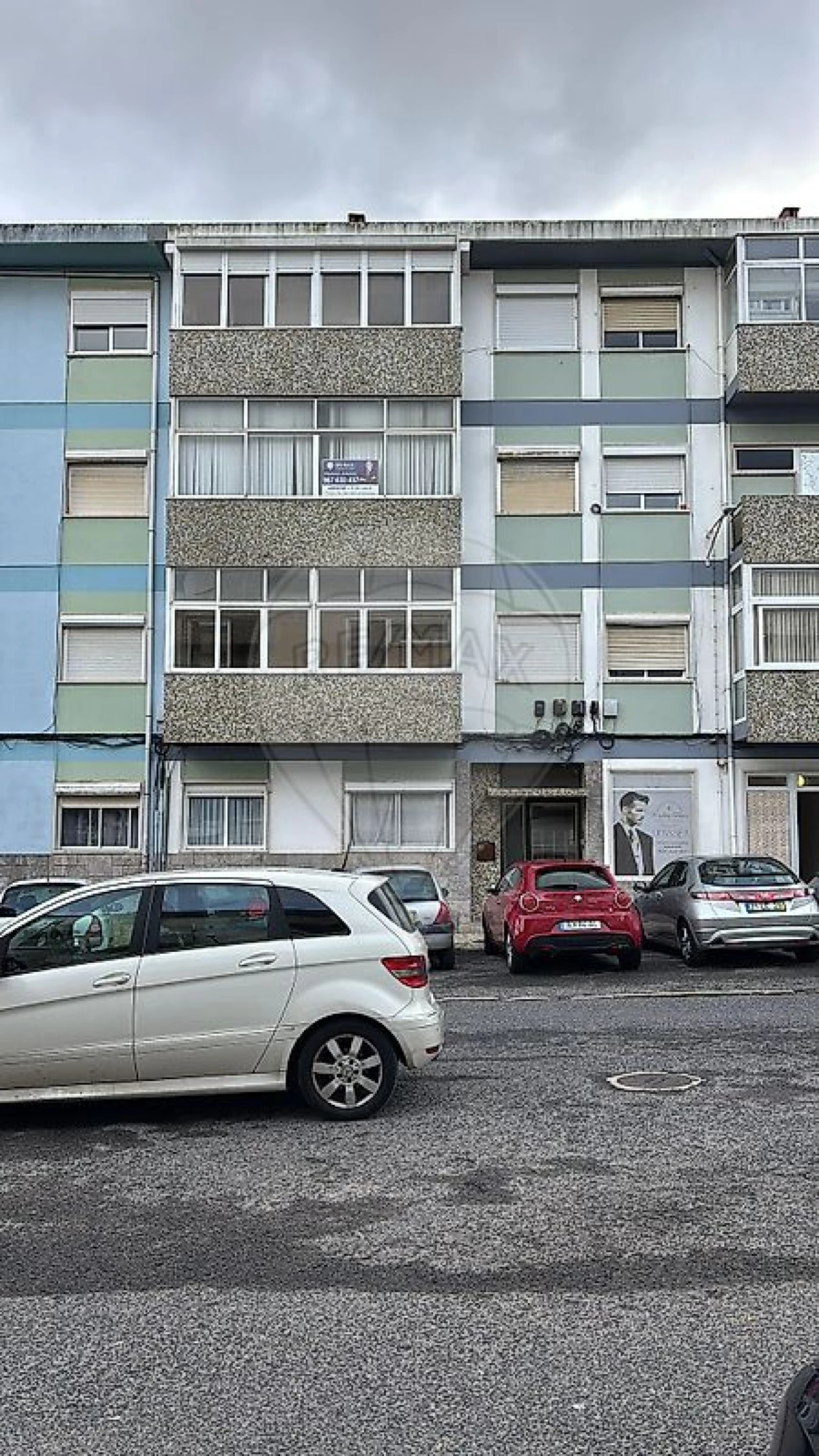 Apartamento T1 para Venda em Algueirão-Mem Martins Foto 6