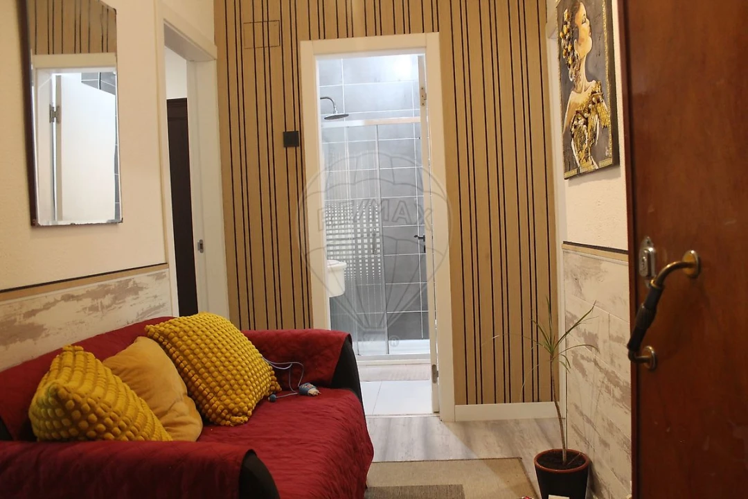 Apartamento T1 para Venda em Algueirão-Mem Martins Foto 3