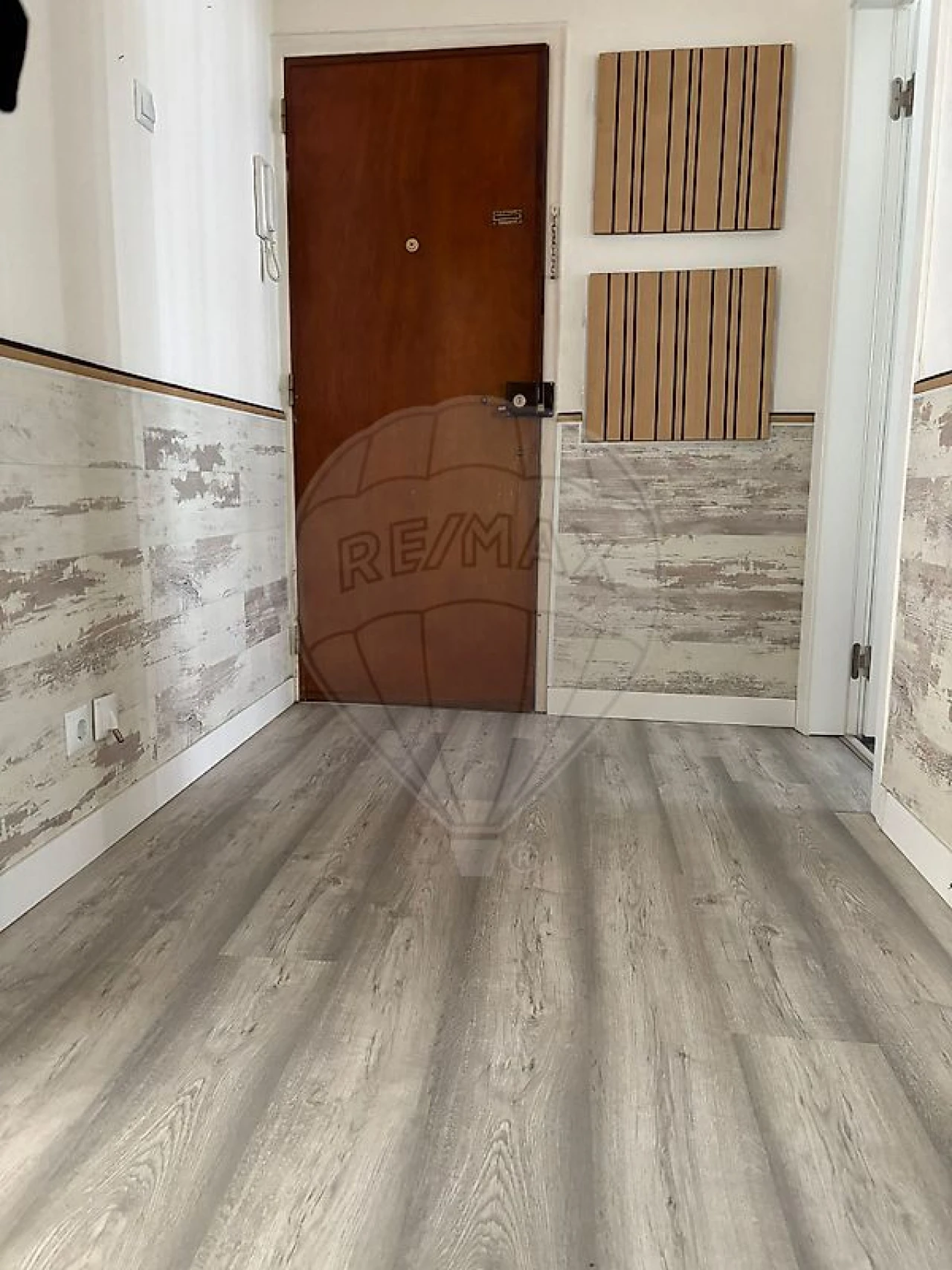 Apartamento T1 para Venda em Algueirão-Mem Martins Foto 4