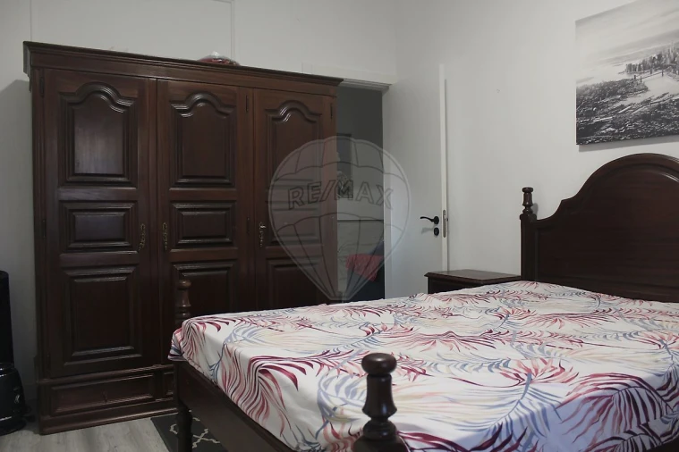 Apartamento T1 para Venda em Algueirão-Mem Martins Foto 9