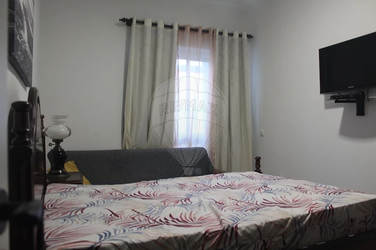 Apartamento T1 para Venda em Algueirão-Mem Martins Foto 8