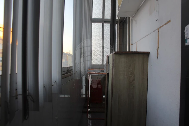 Apartamento T1 para Venda em Algueirão-Mem Martins Foto 10