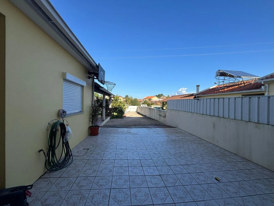 Moradia T4 para Venda em Eixo e Eirol Foto 20