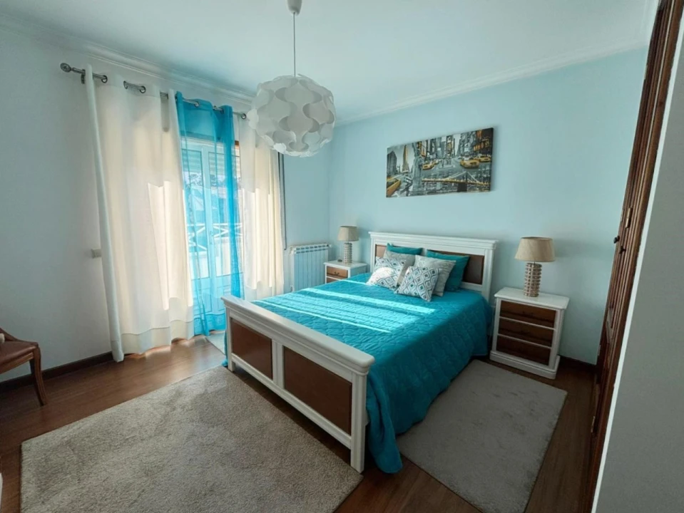 Moradia T4 para Venda em Eixo e Eirol Foto 16