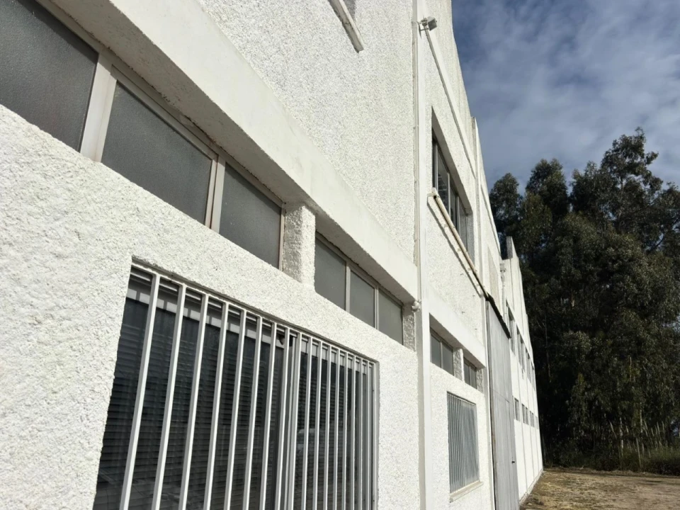 Armazém para Arrendamento em Esgueira Foto 2