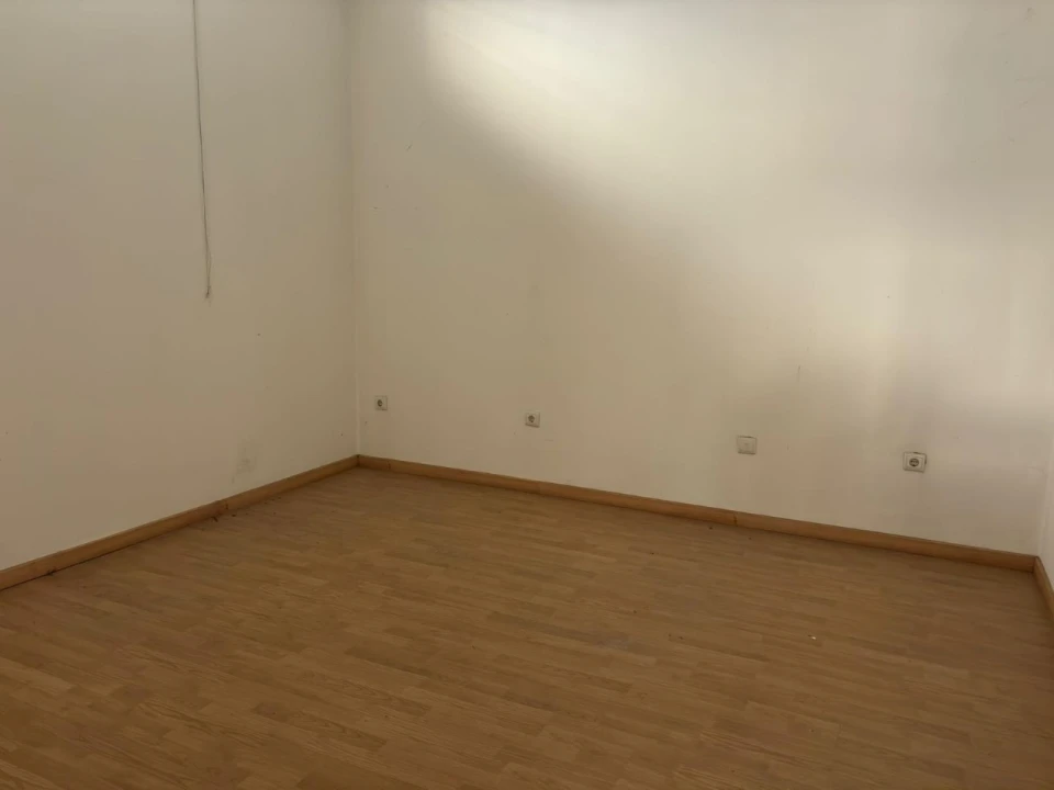 Armazém para Arrendamento em Esgueira Foto 5