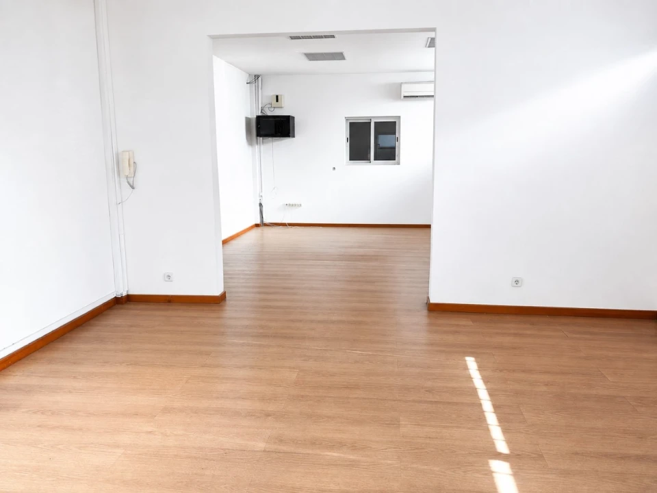Armazém para Arrendamento em Esgueira Foto 4