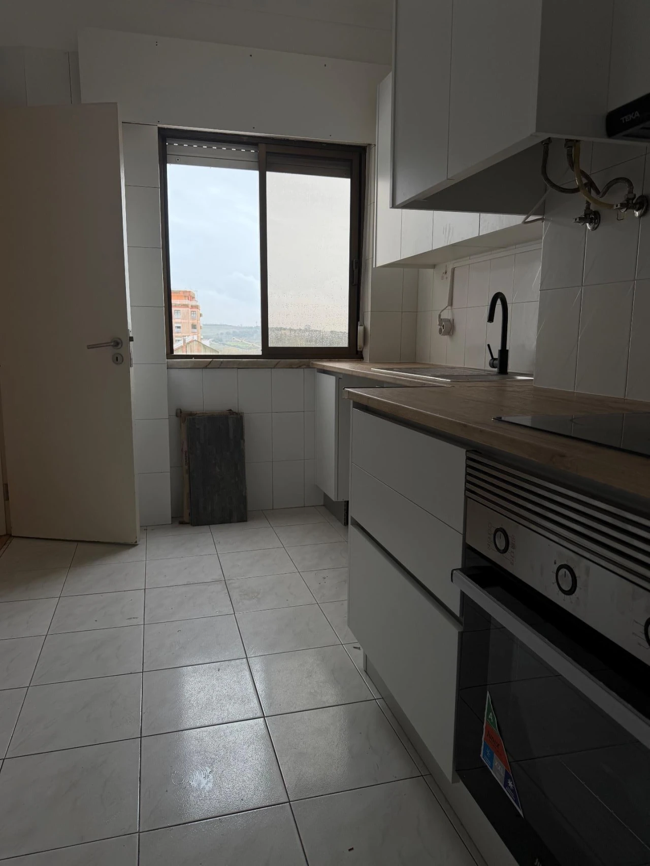 Apartamento T2 para Venda em Queluz e Belas Foto 12