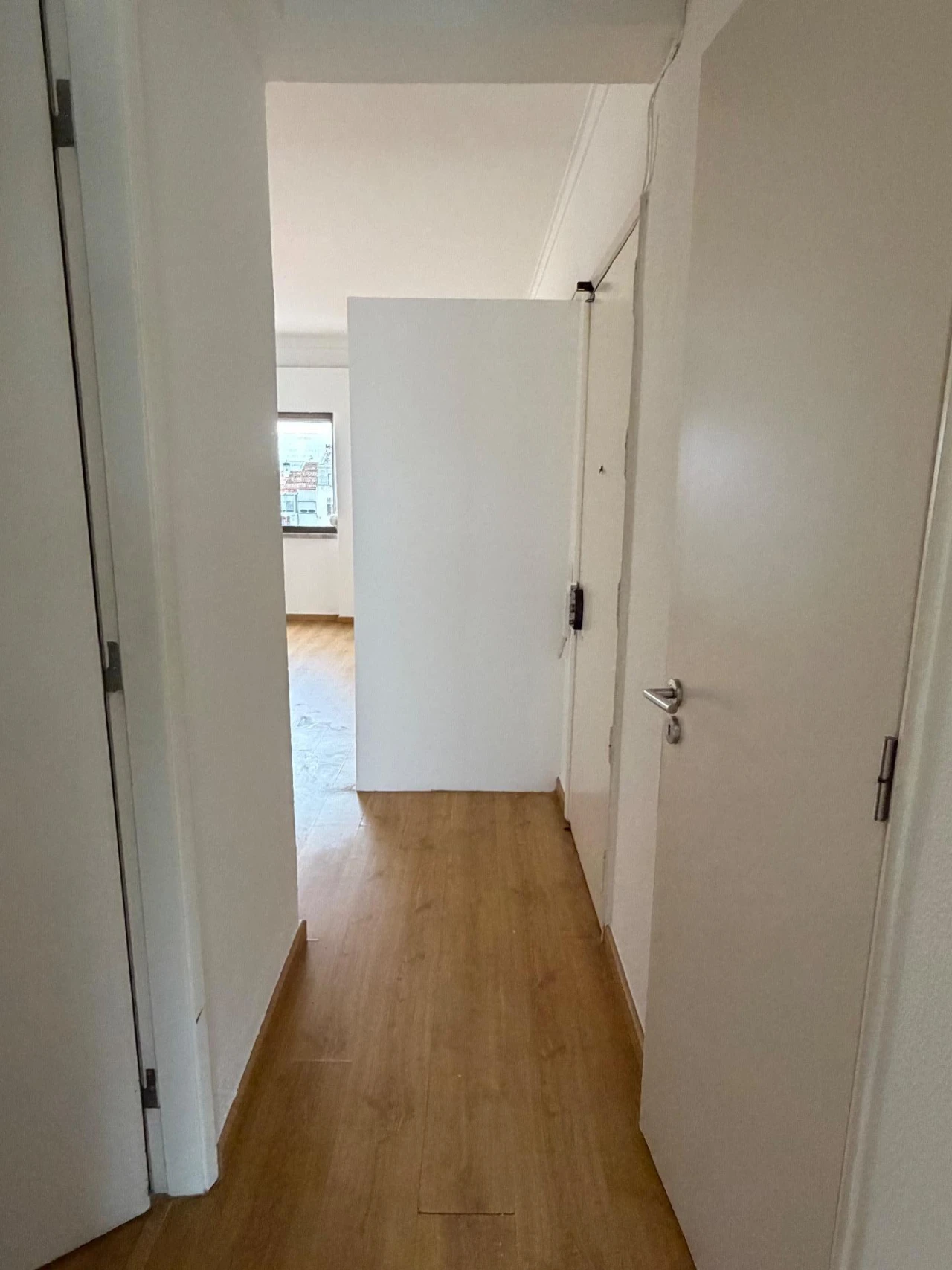 Apartamento T2 para Venda em Queluz e Belas Foto 6