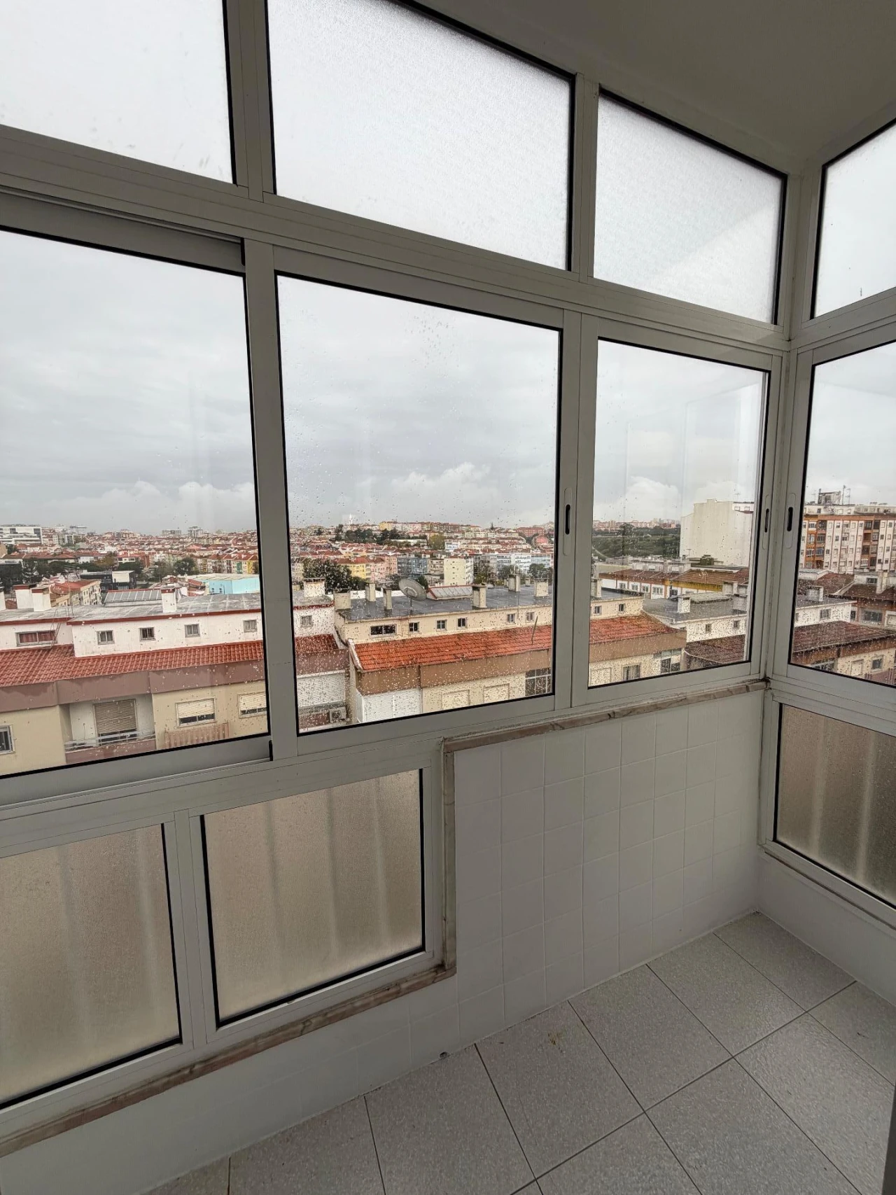 Apartamento T2 para Venda em Queluz e Belas Foto 9