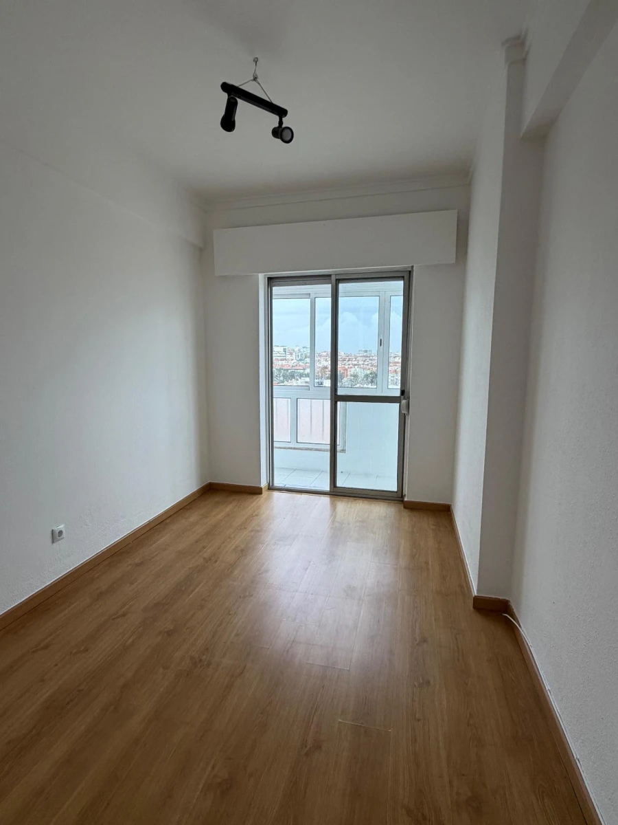 Apartamento T2 para Venda em Queluz e Belas Foto 7
