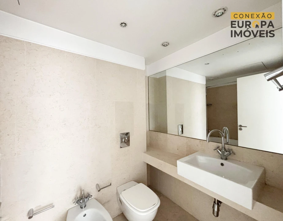 Apartamento T1 para Venda em Avenidas Novas Foto 19