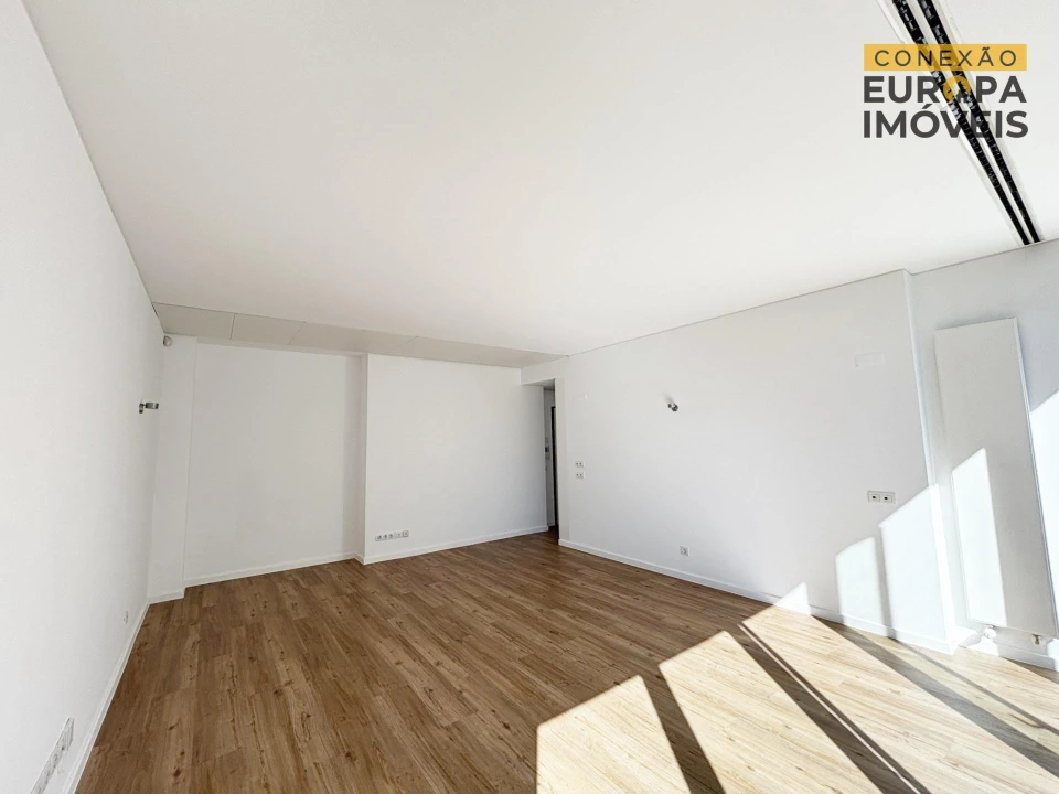 Apartamento T1 para Venda em Avenidas Novas Foto 8