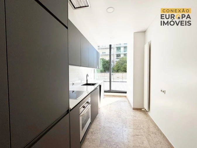 Apartamento T1 para Venda em Avenidas Novas Foto 14