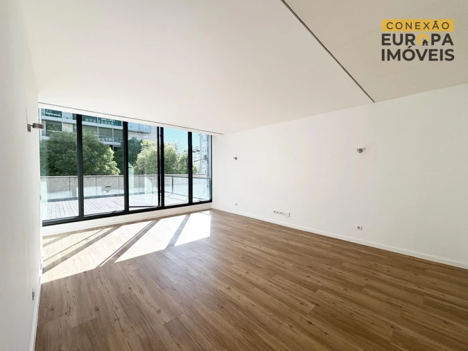 Apartamento T1 para Venda em Avenidas Novas Foto 5